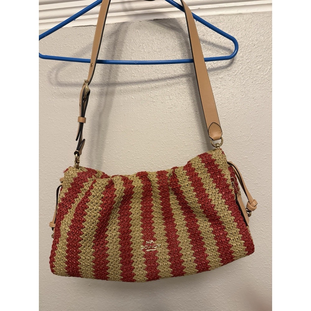 Authentic COACH Faye Large Shoulder Bag Red & Straw Stripes Leather & Gold Chain